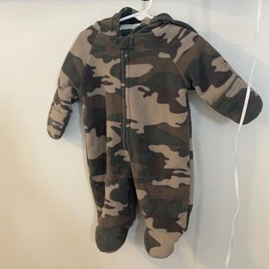 0-3 warm winter suit. Worn once.